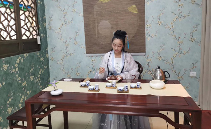 引爆直播流量 创造IP神话 — 芳村茶业城直播基地揭牌仪式成功举行 - 美迪教育