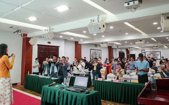 农业农村局&仲恺农业工程学院-农产品短视频直播内训班 - 美迪电商教育