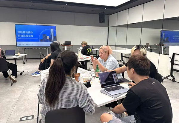 上海欧莱雅发型设计培训师短视频创作与运营实战培训 - 美迪电商教育