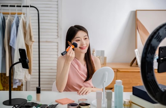 佛山顺德区有主播培训班吗?要怎么挑选? - 美迪电商教育