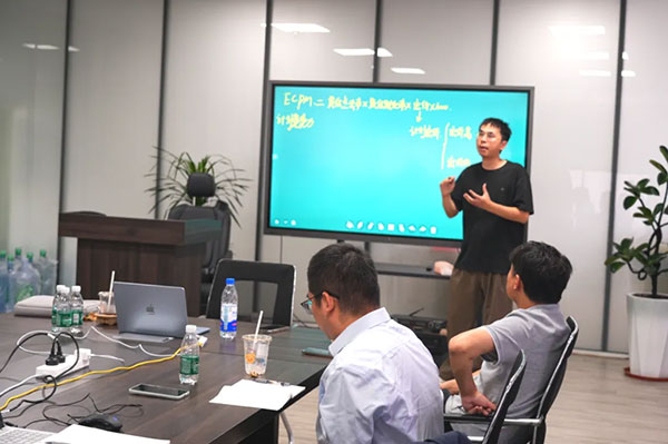 江苏飞万刀具新媒体运营团队短视频与直播实战特训 - 美迪电商教育