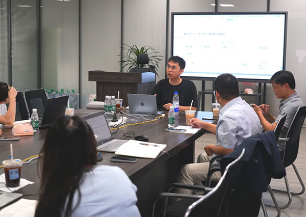 江苏飞万刀具新媒体运营团队短视频与直播实战特训 - 美迪电商教育